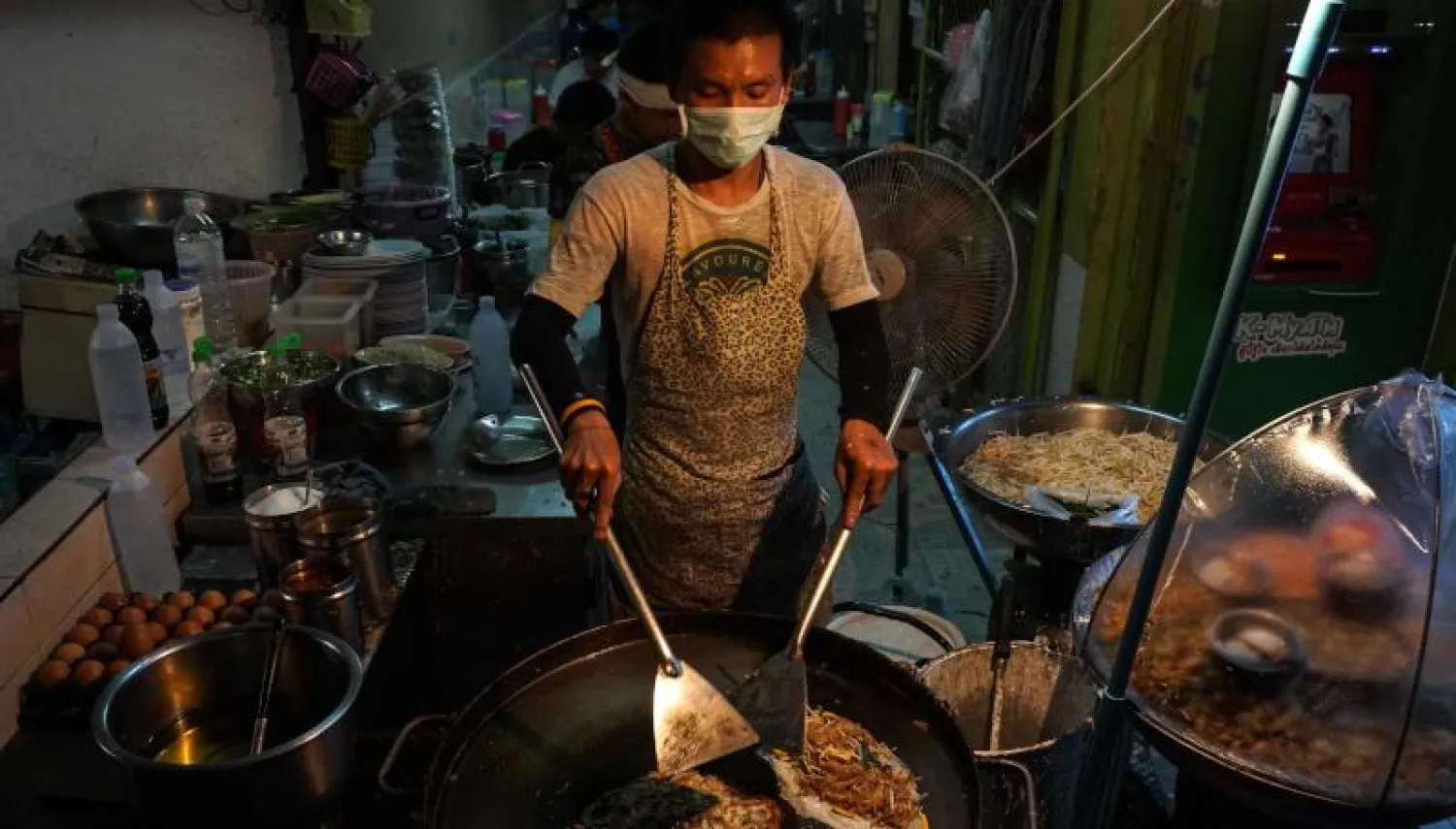 جميع الأطعمة التي تباع في شوارع بانكوك ستُمنع بحلول نهاية العام الحالي (أ.ف.ب)