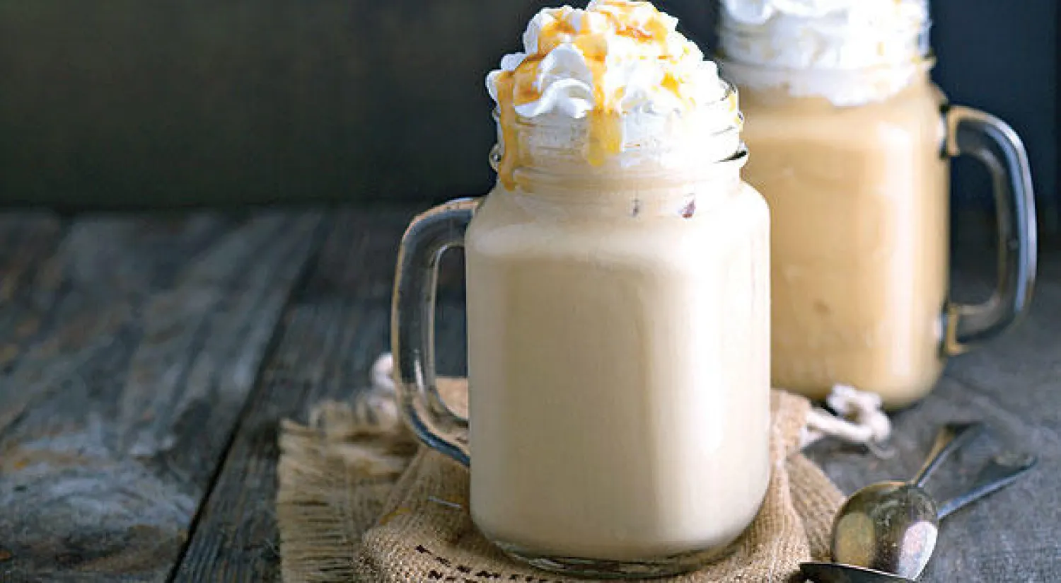 وداعاً للفرابوتشينو وأهلاً بقهوة مسحوق الفطر