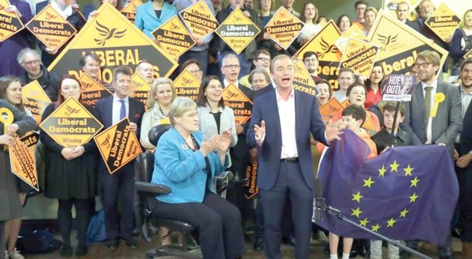 تيم فارون زعيم حزب الديمقراطيين الأحرار أكثر الأحزاب البريطانية وضوحاً في رفضه للخروج من الاتحاد الأوروبي (أ.ب)