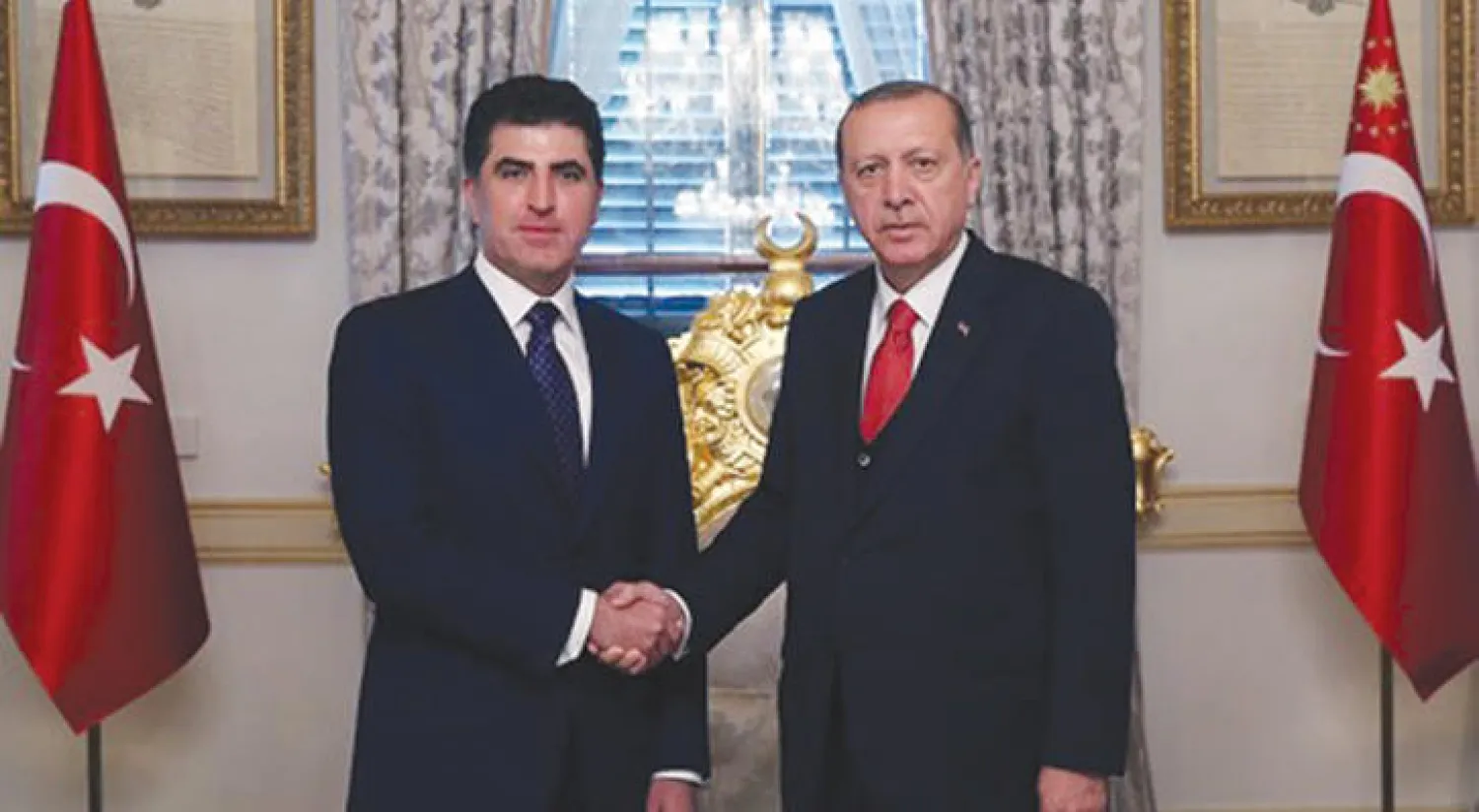 صورة وزعتها الرئاسة التركية لإردوغان لدى استقباله نيجيرفان بارزاني أمس