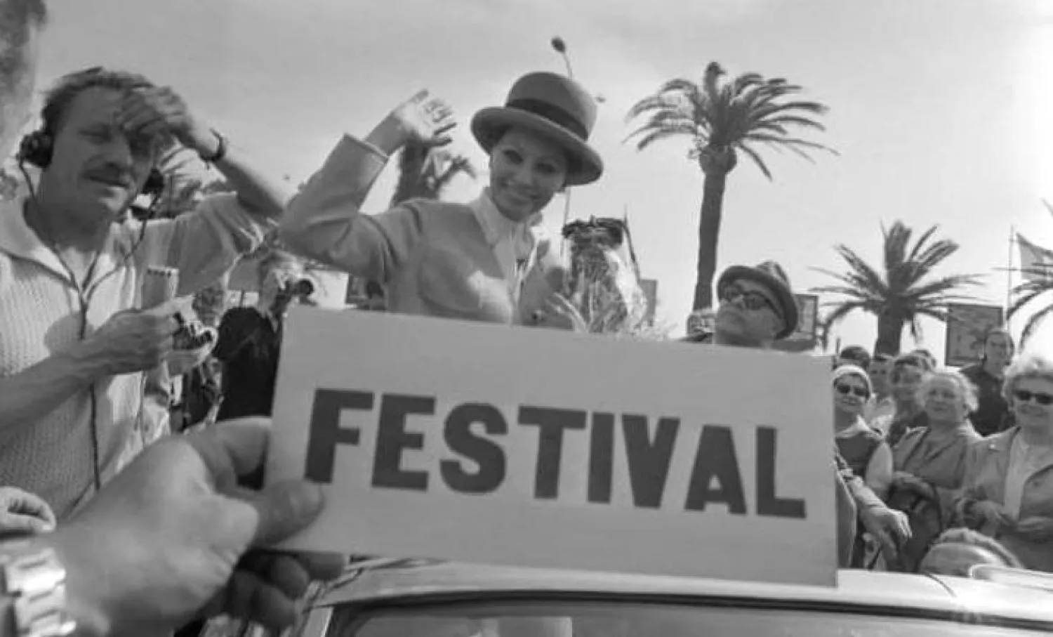 الممثلة صوفيا لورين فى مهرجان كان 1974 (أ.ف.ب)