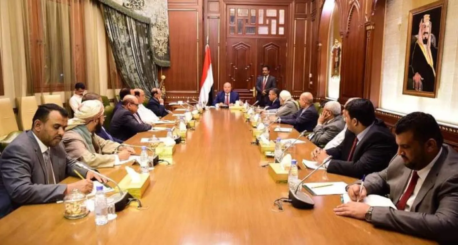 الشرعية اليمنية ترفض إعلان "المجلس الانتقالي الجنوبي" وتطالب الموقعين إيضاح موقفهم