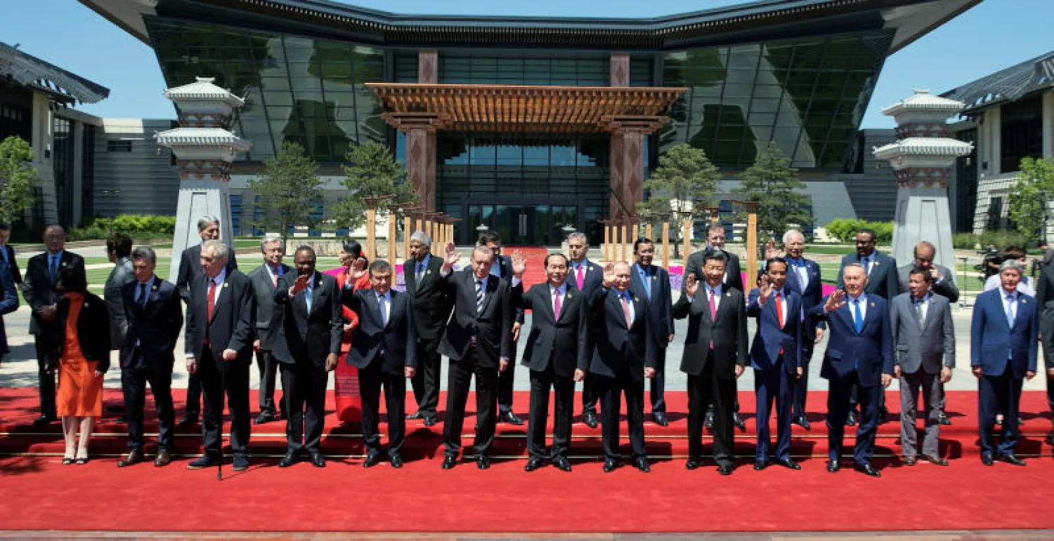 صورة جماعية لرؤساء الدول المشاركة في قمة  «منتدى الحزام والطريق» في بكين (أ.ف.ب)