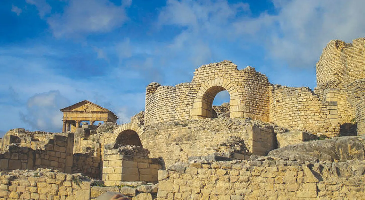 دقة الأثرية الواقعة شمال غربي العاصمة التونسية