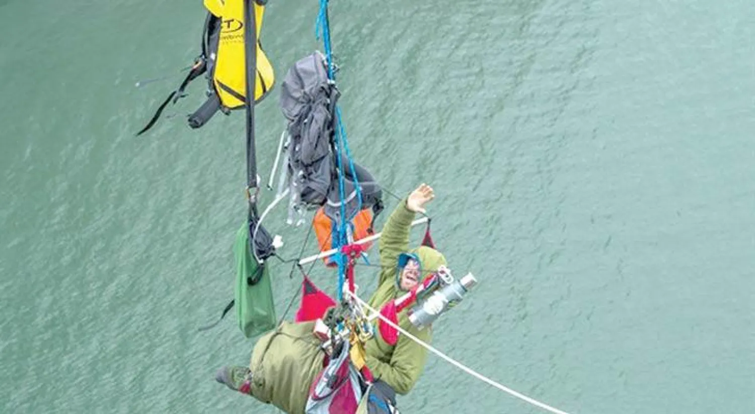 جاديا دوهان محيياً الجمهور بعد تحطيمه الرقم القياسي