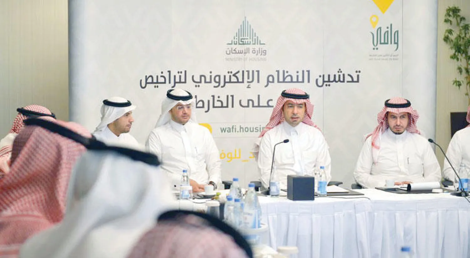 وزير الإسكان السعودي خلال إطلاق المنصة الإلكترونية («الشرق الأوسط»)