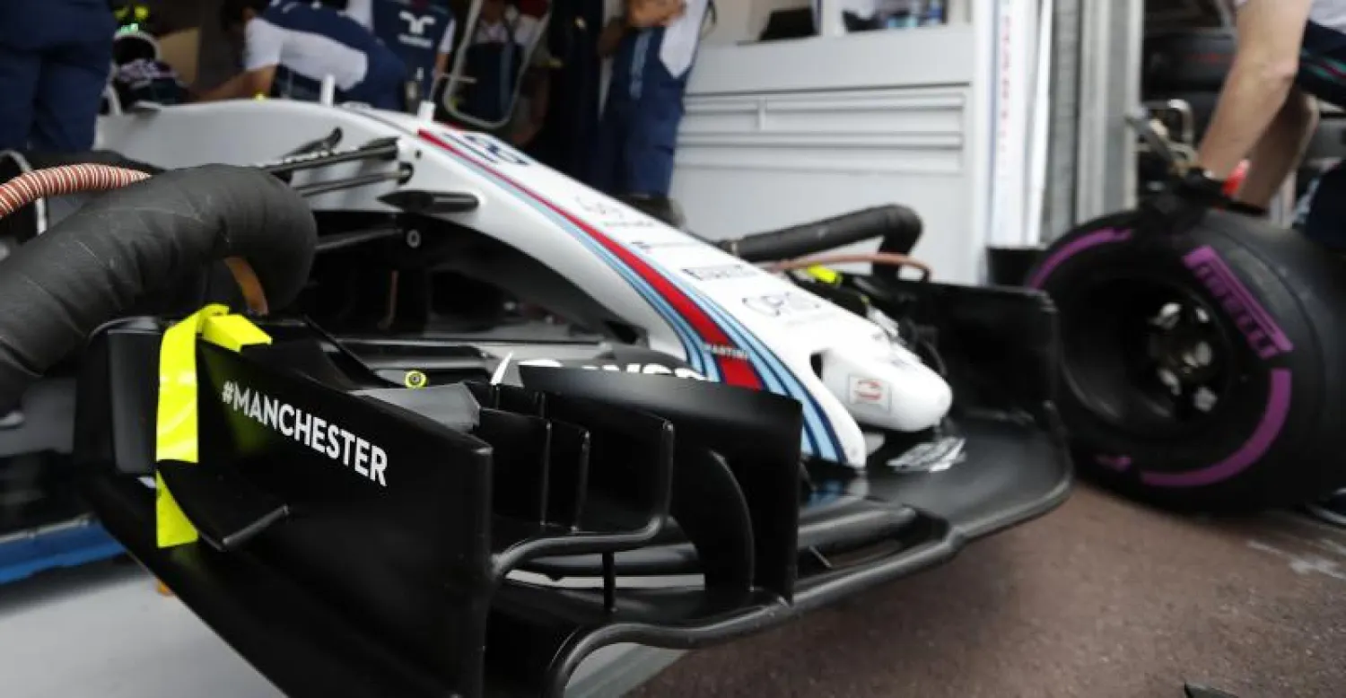 هناك مجموعة كبيرة من كماليات السيارات التي يمكن اقتناؤها(ا.ب)