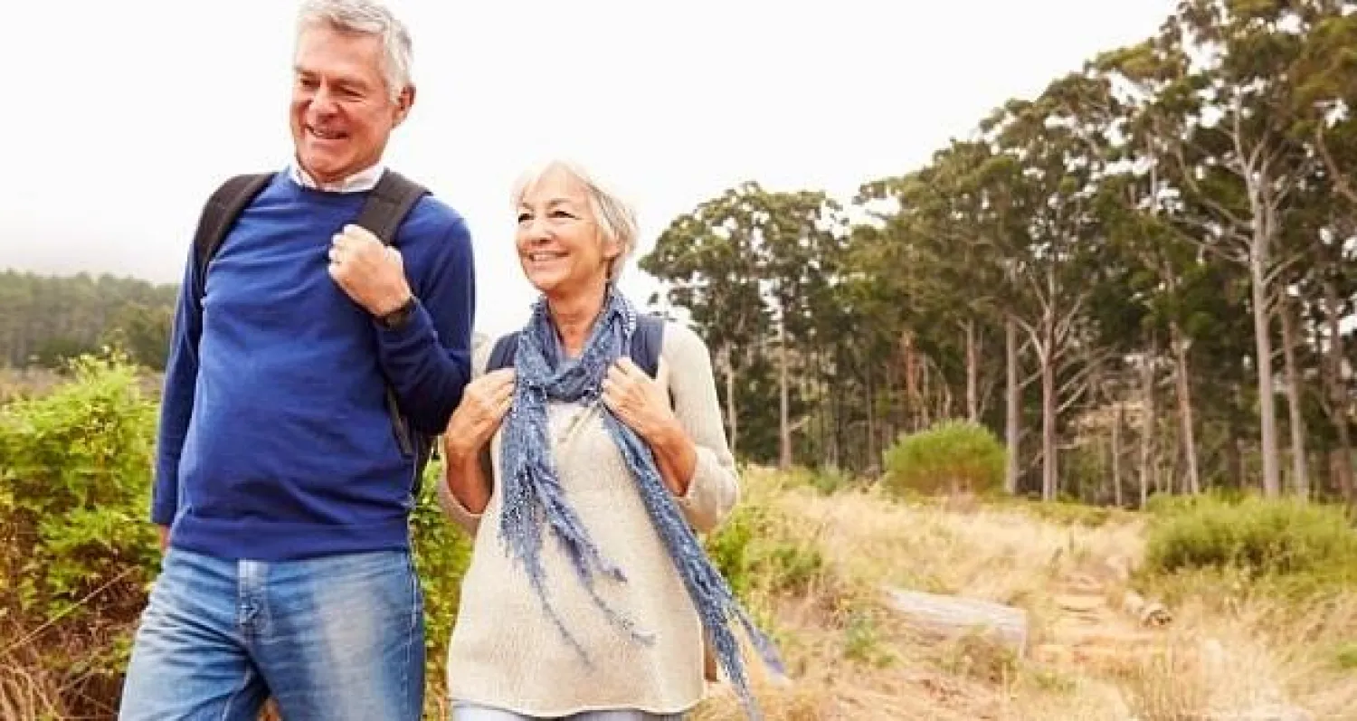 ربطت دراسة حديثة بين المشي وتحسن وظائف المخ (ديلي ميل)