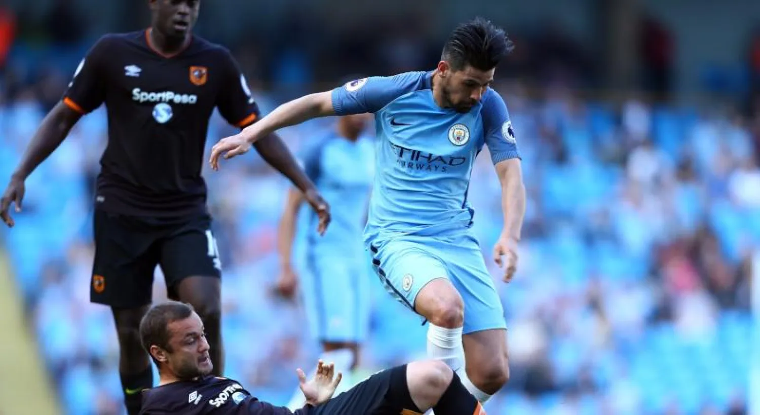 الإسباني مانويل نوليتو مهاجم  فريق مانشستر سيتي الإنجليزي لكرة القدم (إ.ب.أ)