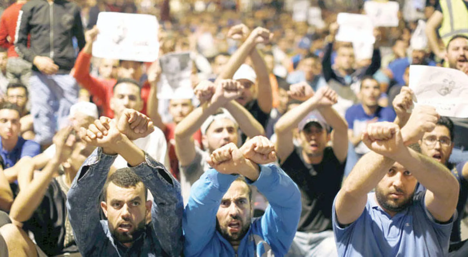 الاحتجاجات في الحسيمة تواصلت لليوم الثامن على التوالي (رويترز)