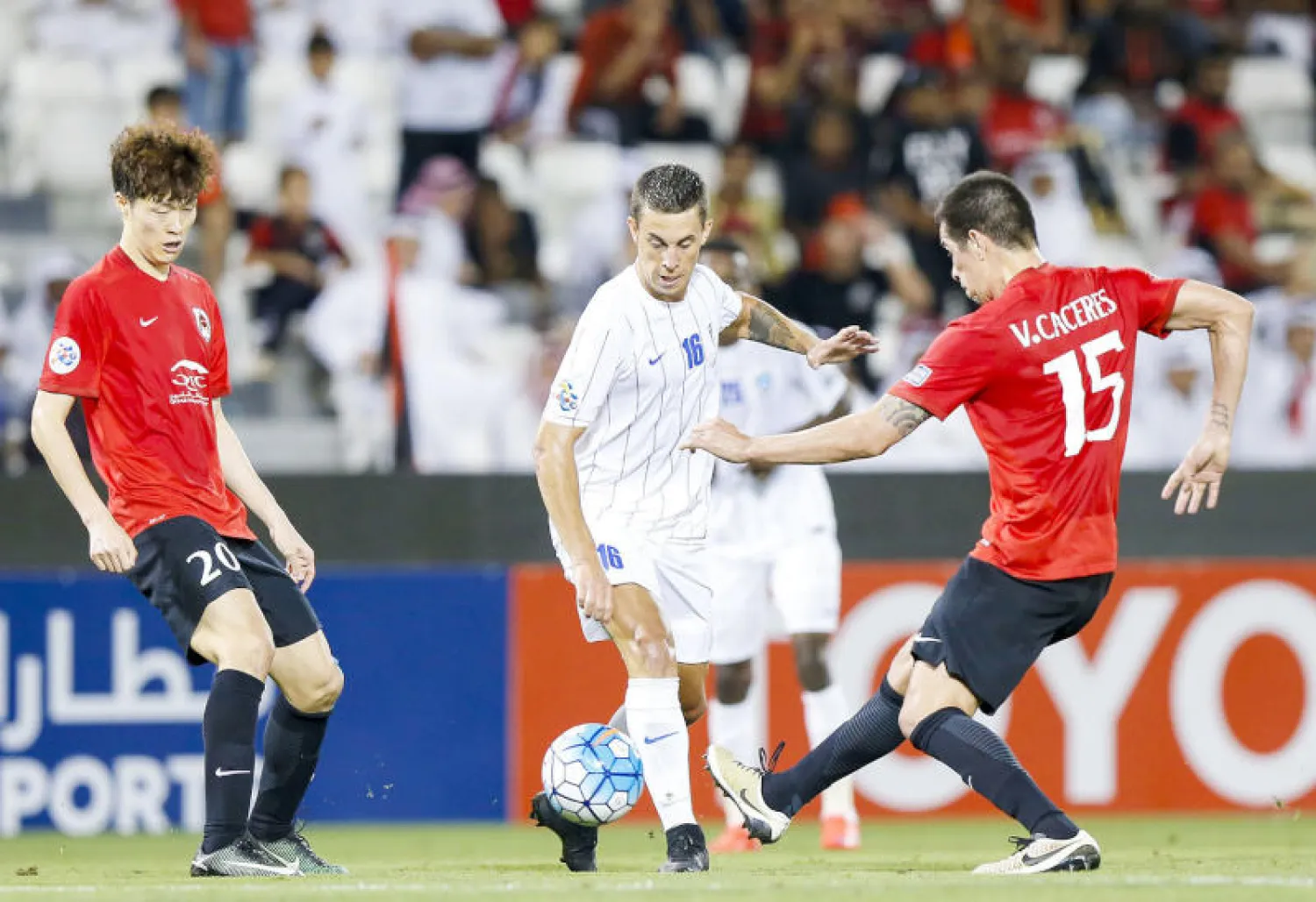 هل ستخوض الأندية السعودية – القطرية مبارياتها في «دول محايدة»؟