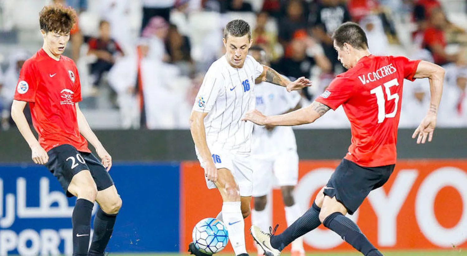 جانب من مباراة سابقة للهلال في دوري أبطال آسيا ( الشرق الأوسط)