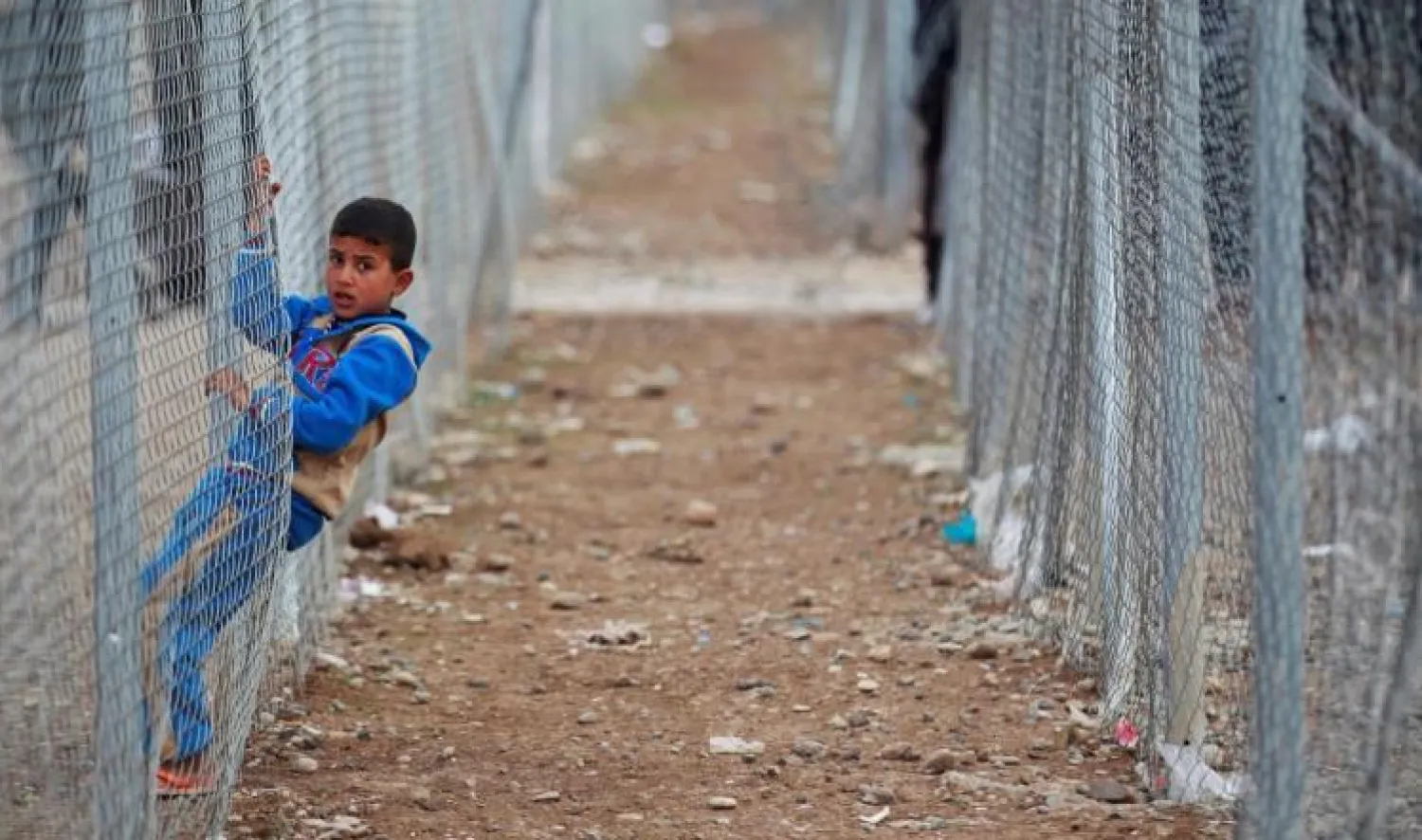 تفاقم معاناة النازحين من الموصل (رويترز)