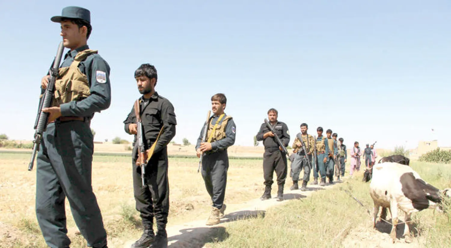 تكثيف الوجود الأمني في ولاية هلمند الأفغانية عقب التفجير الانتحاري في كابل الأسبوع الماضي (إ.ب.أ)