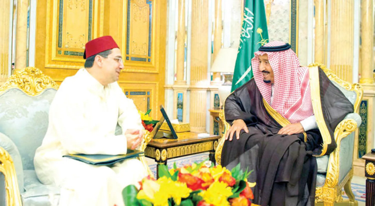 خادم الحرمين الشريفين خلال استقباله في جدة وزير الشؤون الخارجية والتعاون المغربي ناصر بوريطة (واس)