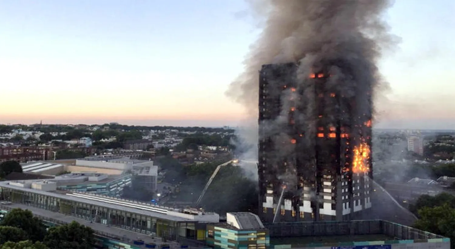 مخاوف من ارتفاع كبير في عدد ضحايا حريق لندن
