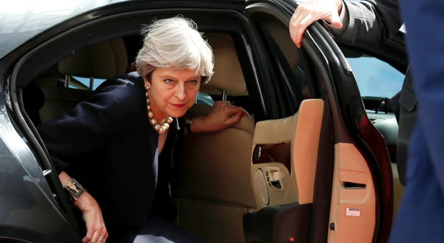رئيسة الوزراء البريطانية تيريزا ماي (رويترز)