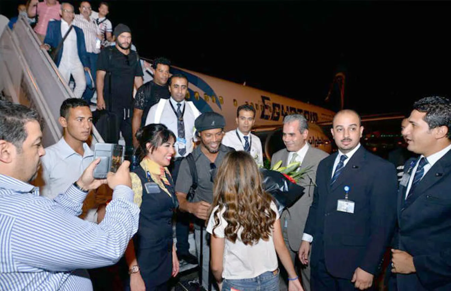 رونالدينيو وصل القاهرة في زيارة تستمر لثلاثة أيام (صحيفة «الأهرام» المصرية)