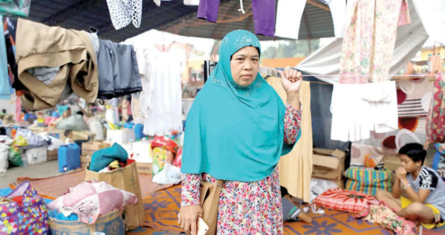 أنيسة في مركز للنازحين الفارين من أتون الحرب في مدينة مراوي جنوب الفلبين (رويترز)