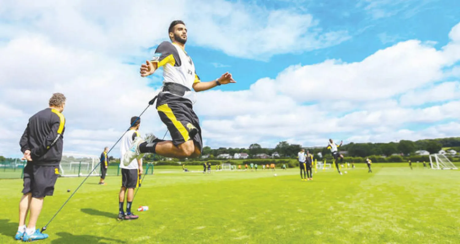 من تدريبات الاتحاد في معسكر بولتون الإنجليزية (المركز الإعلامي بنادي الاتحاد)