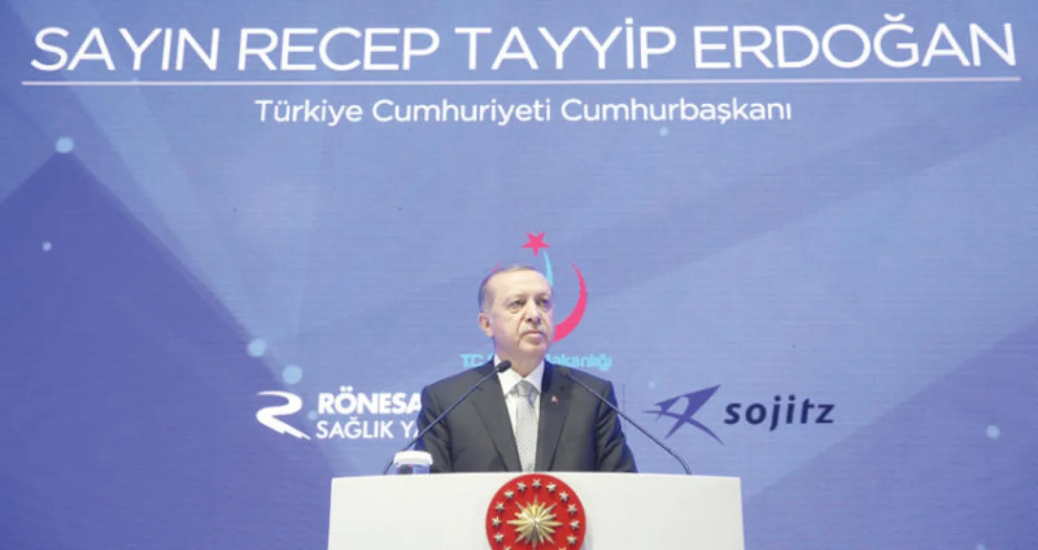 رجب طيب إردوغان يلقي كلمة في اسطنبول أمس (إ.ب.أ)