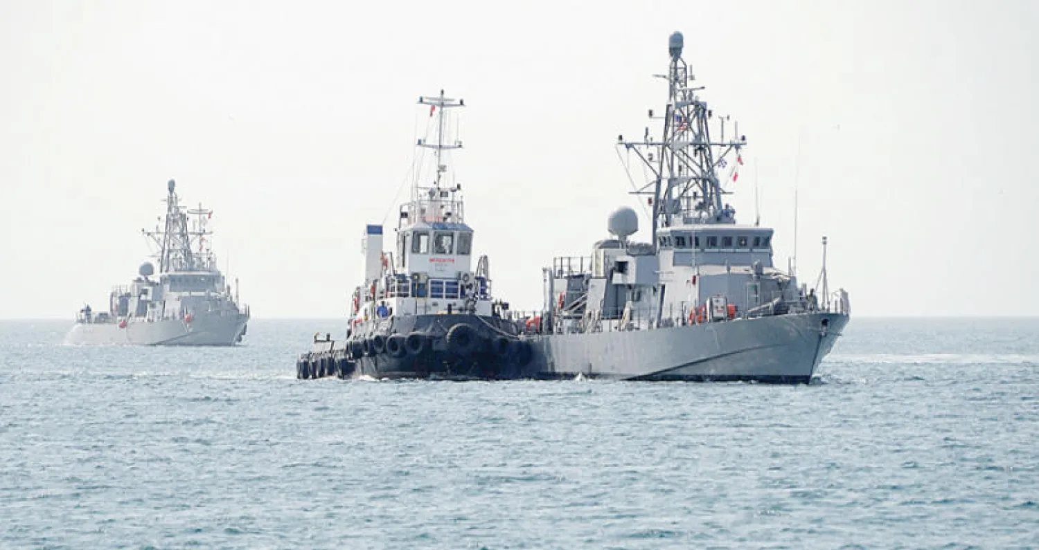 سفن تابعة للبحرية الأميركية أثناء قيامها بجولة في مياه الخليج العربي أغسطس 2010 (أ.ف.ب)