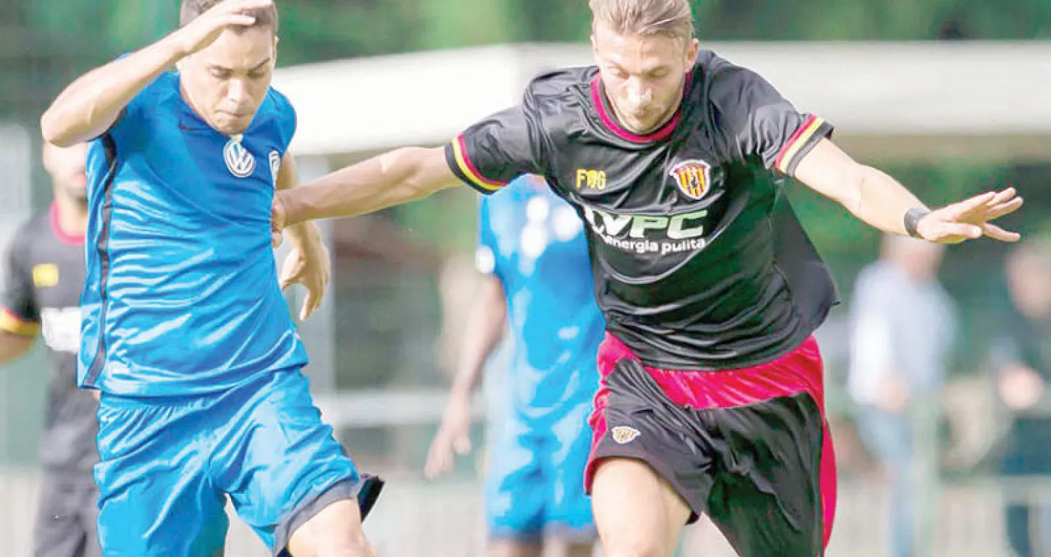 من مباراة الهلال وبنيفيتو الإيطالي أمس (المركز الإعلامي بنادي الهلال)