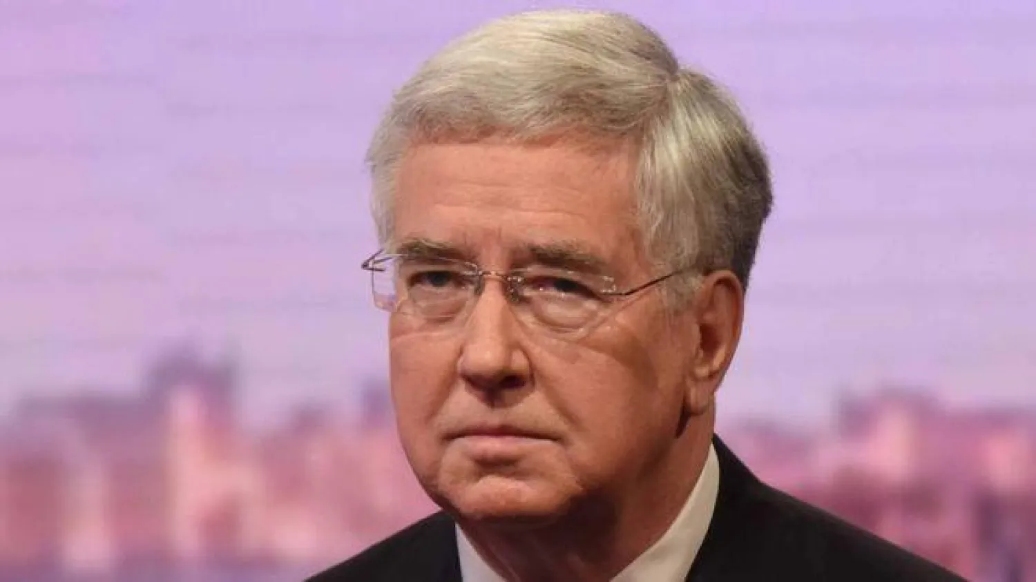 وزير الدفاع البريطاني مايكل فالون (بي بي سي)