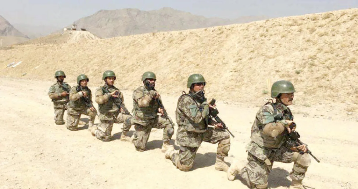 كوماندوز أفغان في تدريبات على الرماية جنوب العاصمة كابل (واشنطن بوست)