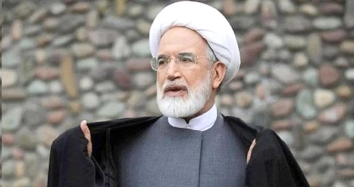 كروبي يضرب عن الطعام احتجاجاً على الإقامة الجبرية