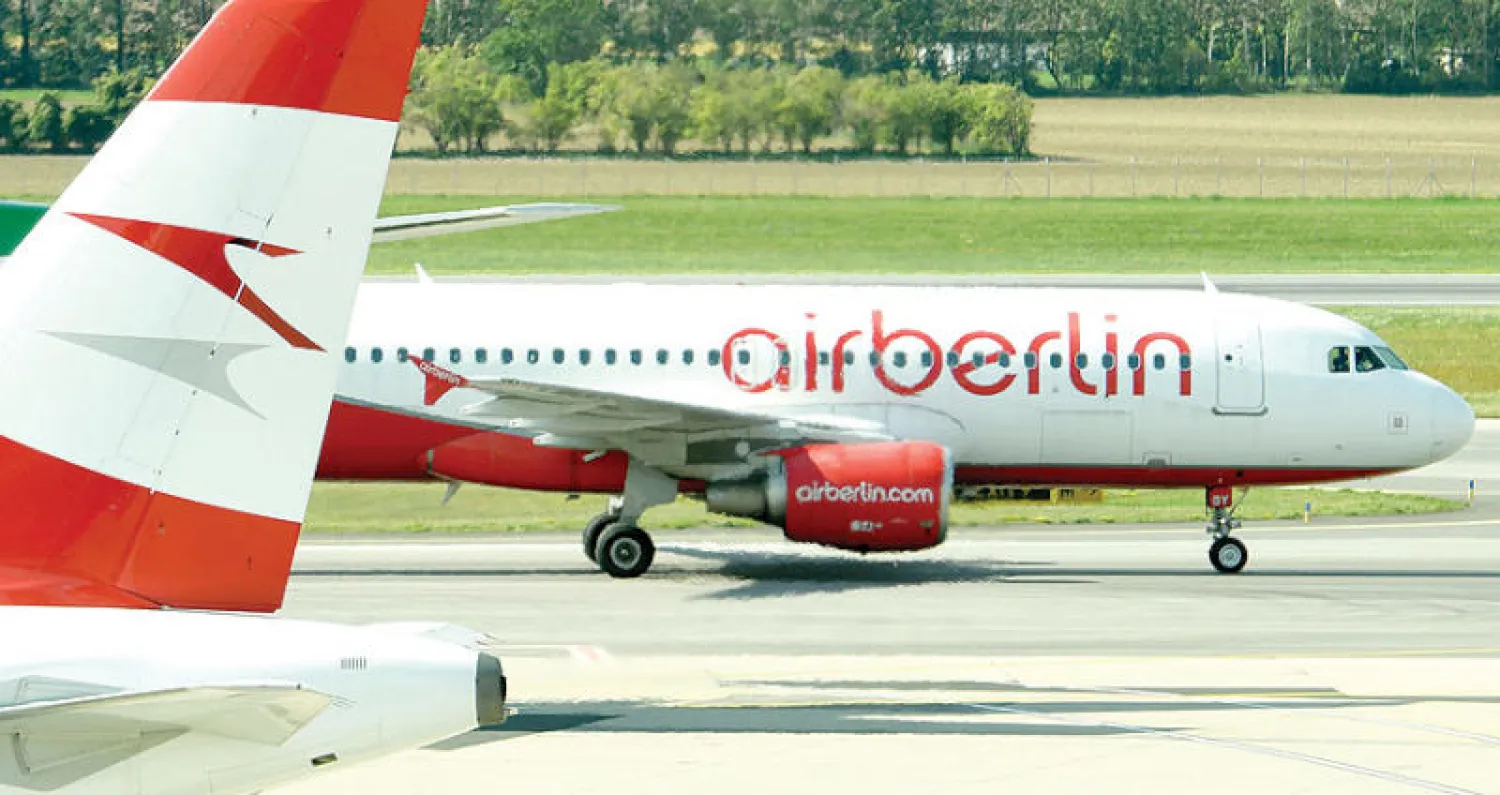 إحدى طائرات {إير برلين} التي اعلنت افلاسها الأسبوع الماضي (أ.ف.ب)