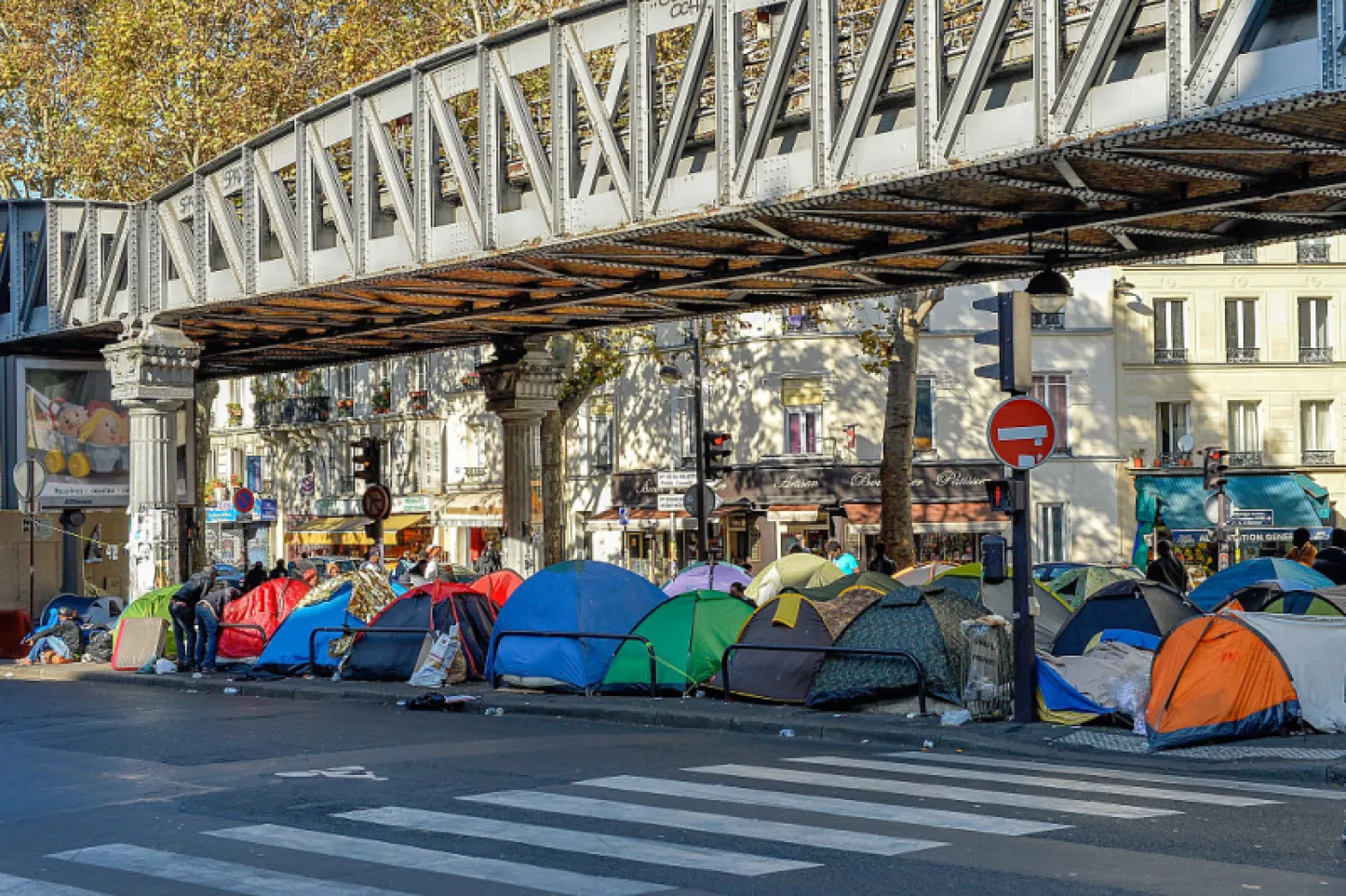 Migrant tents in Paris. AFP photo