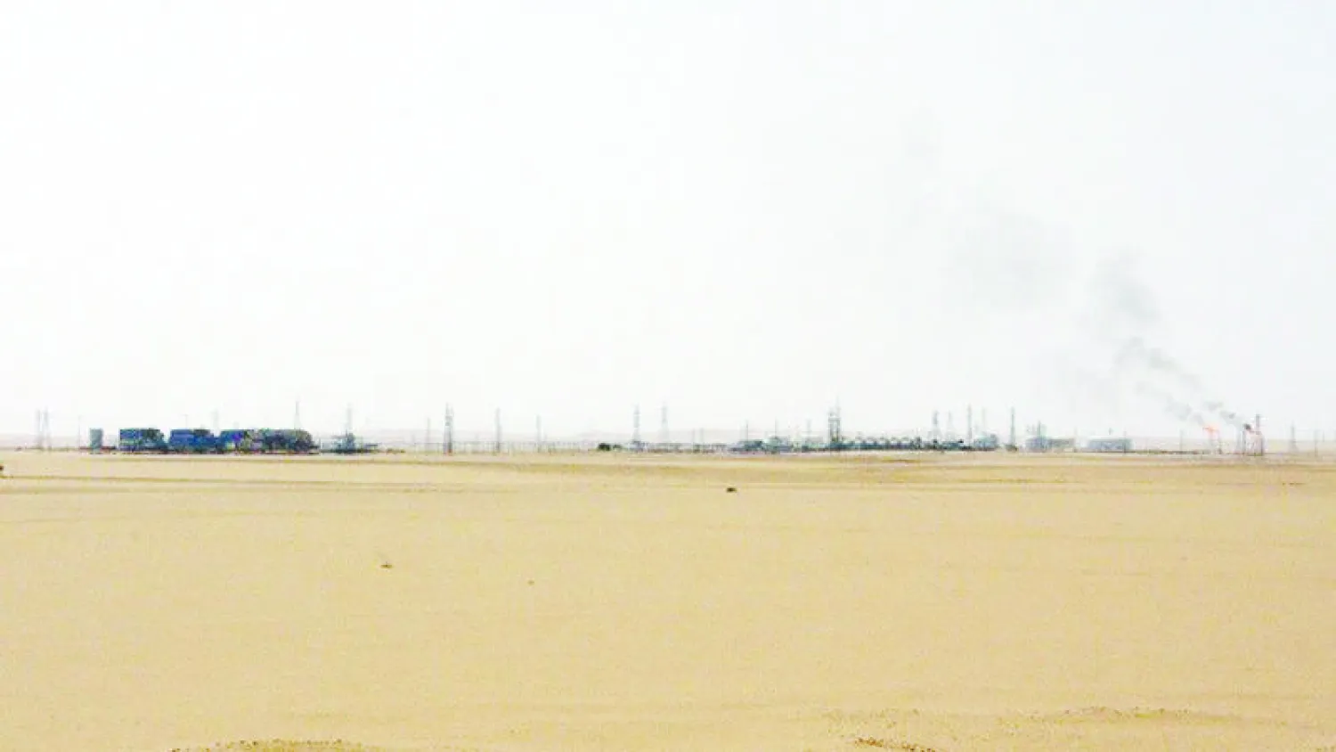 حقل الشرارة النفطي الليبي (رويترز)