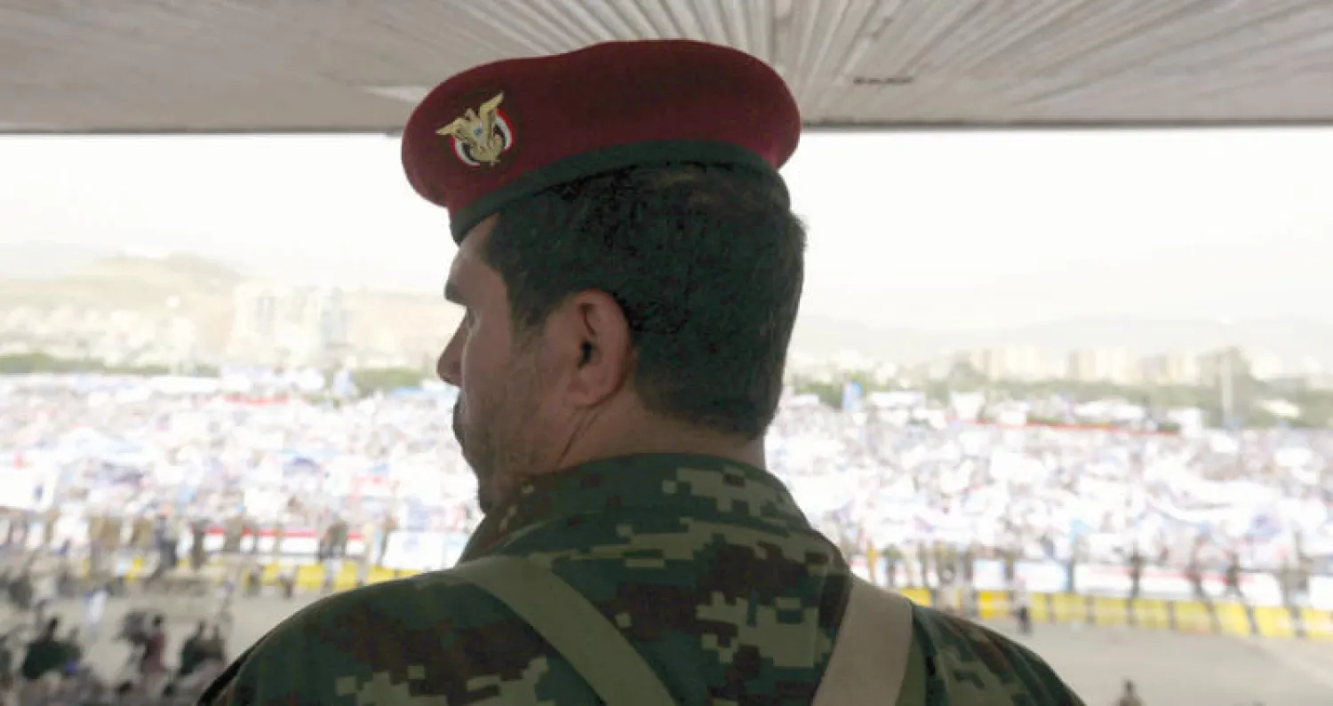 جانب من تجمع أتباع المؤتمر الشعبي العام في ميدان السبعين بصنعاء أول من أمس (إ.ب.أ)