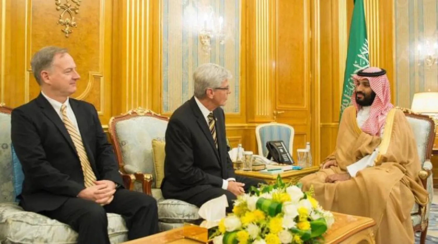 Saudi Crown Prince Meets with Mississippi Governor. SPA photo