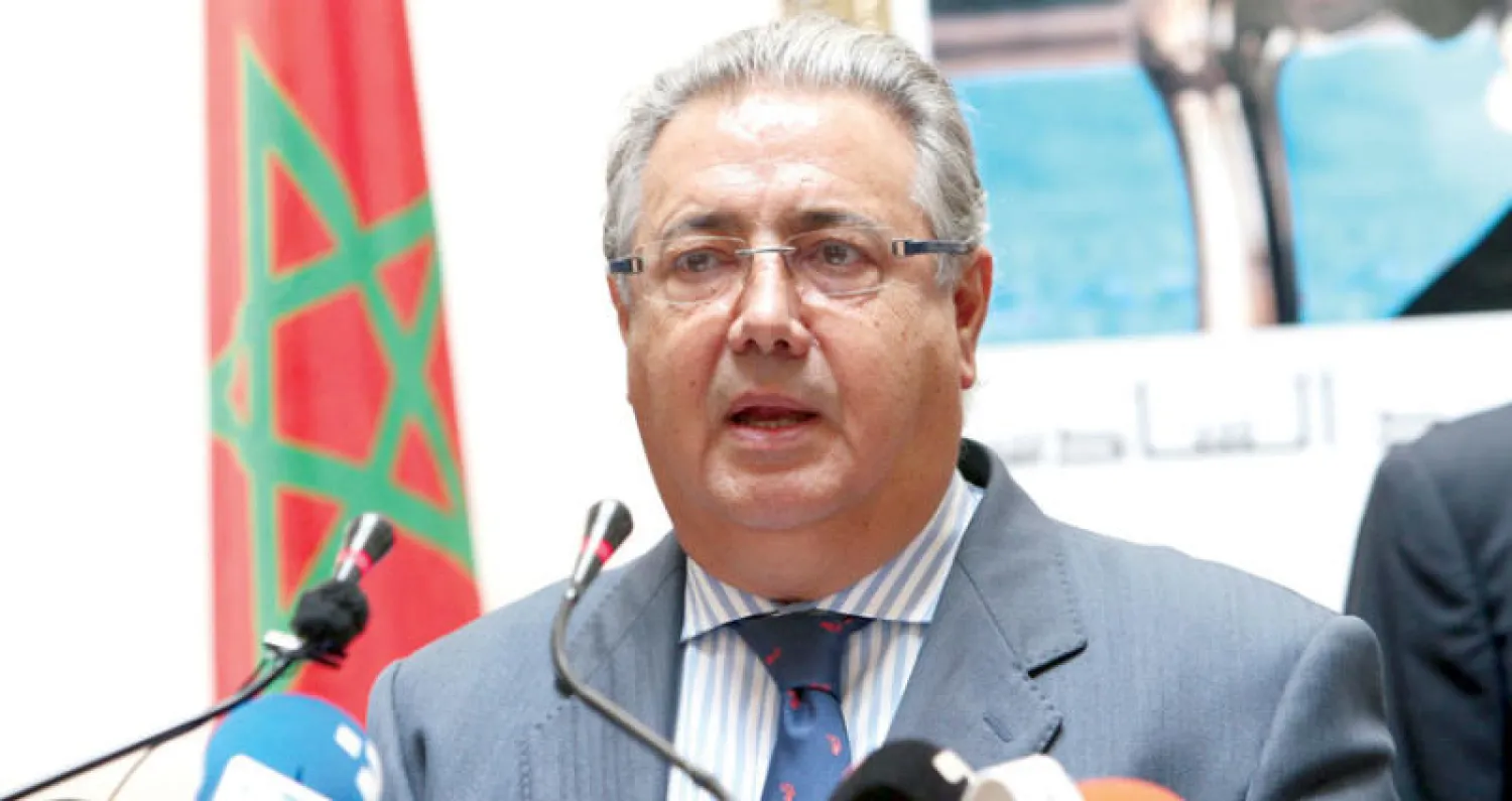 وزير الداخلية الإسباني في مؤتمر صحافي في الرباط أمس عقب لقاء عمل عقده مع نظيره المغربي (أ.ب)