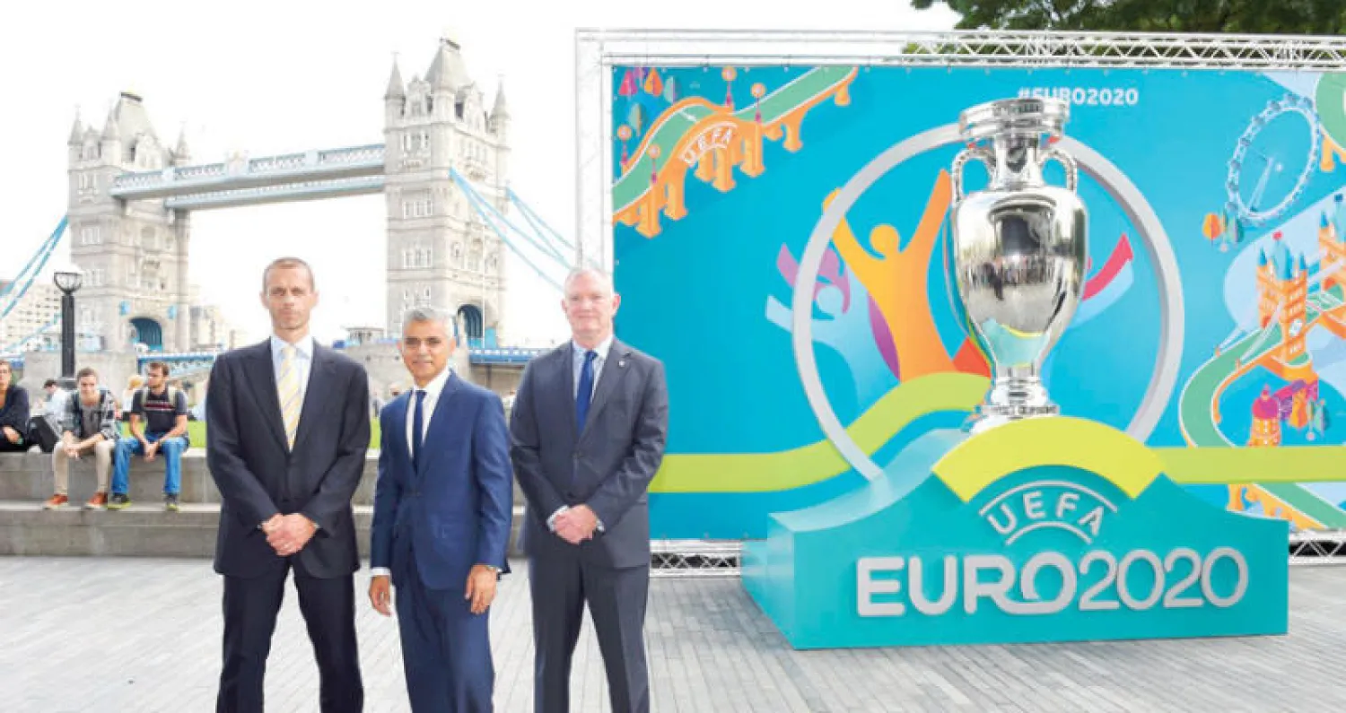 تشيفرين (يسار) أكد مؤخراً أن لندن هي المكان الأفضل لاستضافة «يورو 2020»