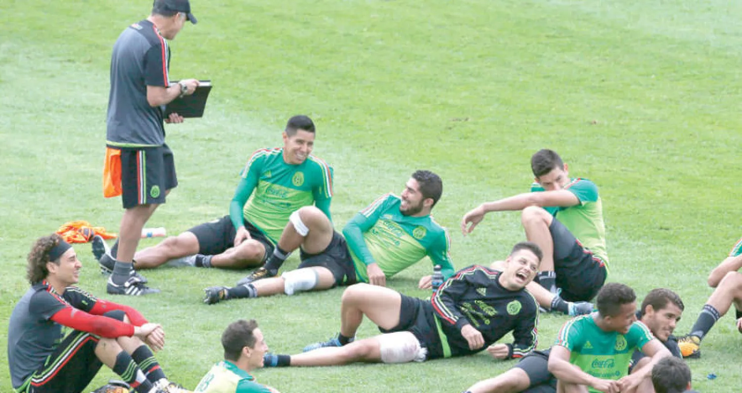 المكسيك تتطلع لحسم بطاقة التأهل لكأس العالم 2018 (أ.ب)