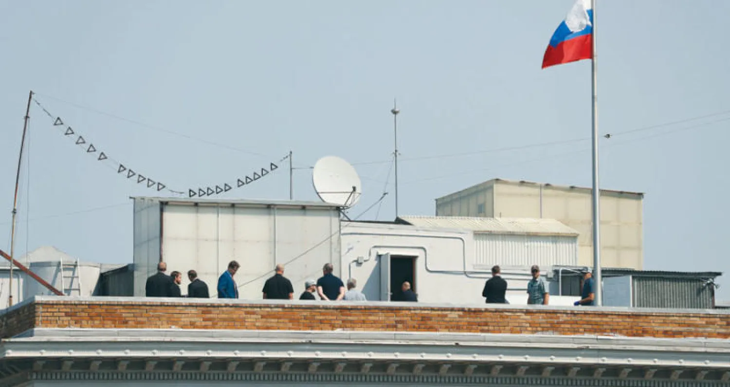 سطح القنصلية الروسية في سان فرانسيسكو أول من أمس (رويترز)