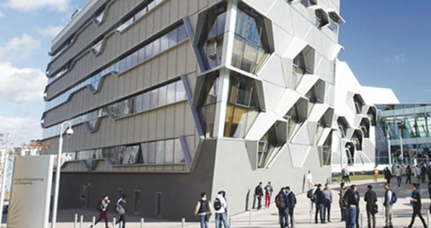 حرم الجامعة (موقع جامعة كوفنتري الرسمي)