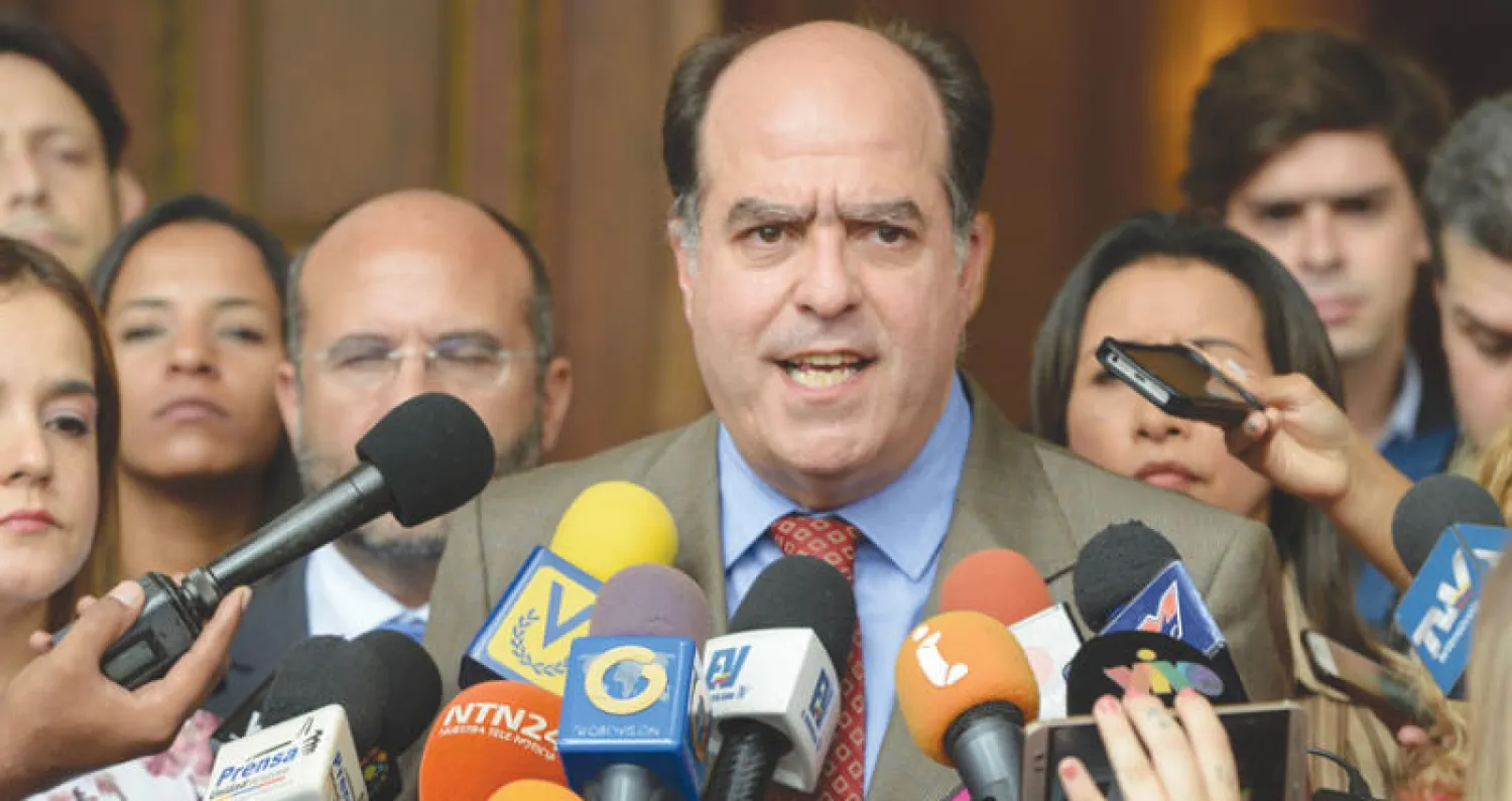 خوليو بورخيس رئيس البرلمان الفنزويلي المعارض (أ.ف.ب)