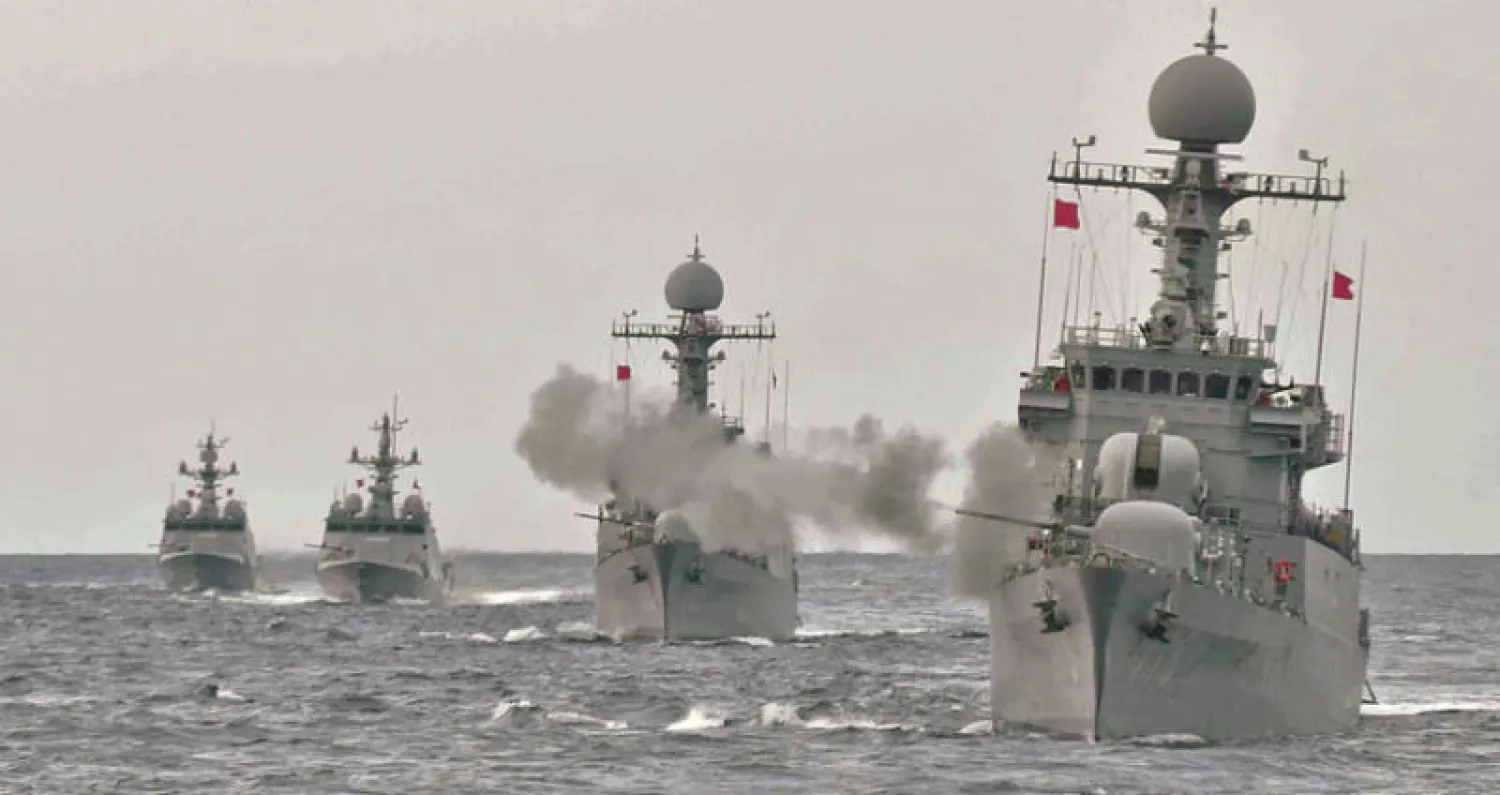 كوريا الجنوبية عززت دفاعاتها البحرية مع احتمال قيام كوريا الشمالية بإطلاق صاروخ باليستي (رويترز)