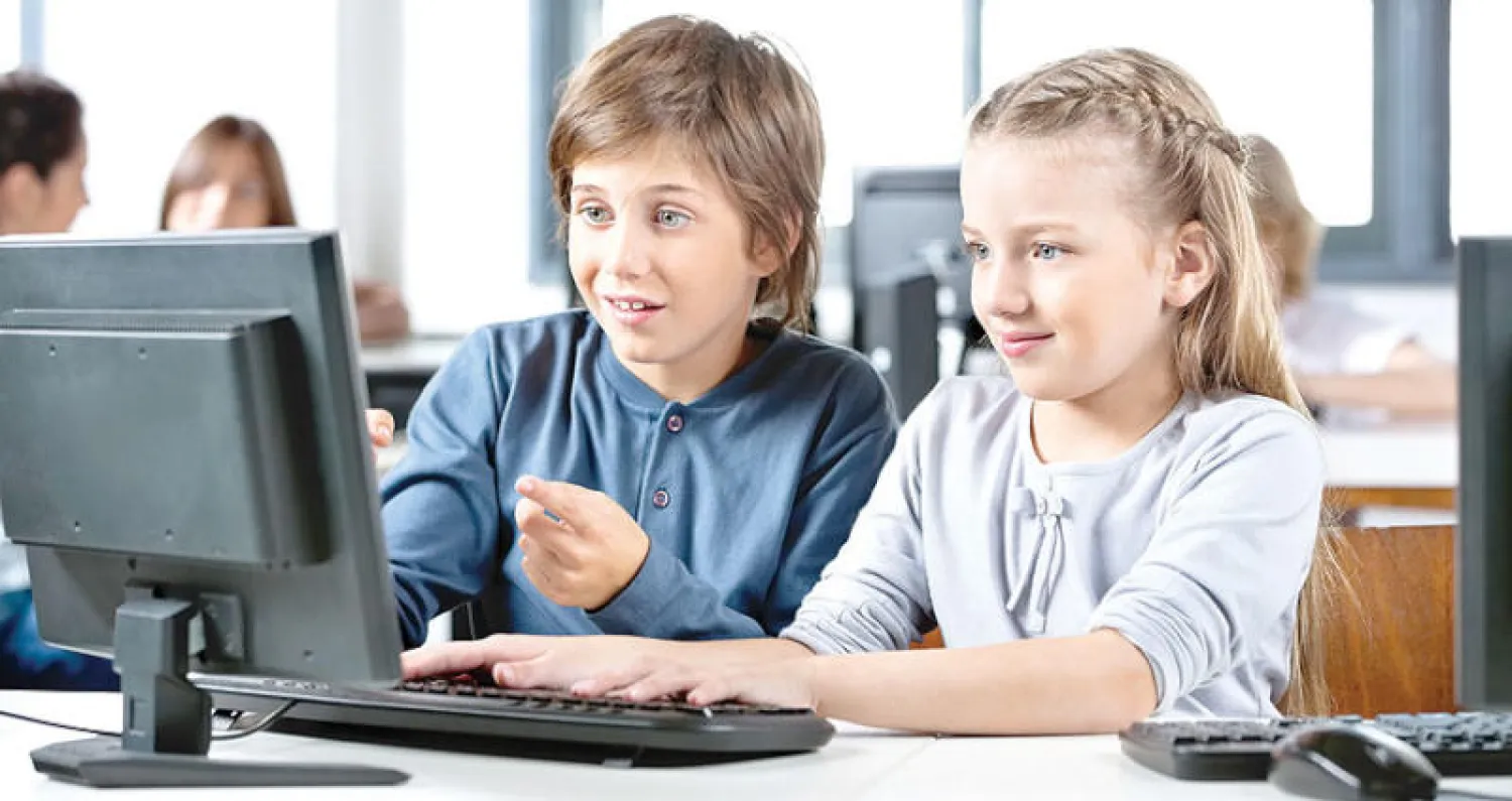 ما هو جهاز الكومبيوتر المناسب للتلاميذ حسب سنهم؟
