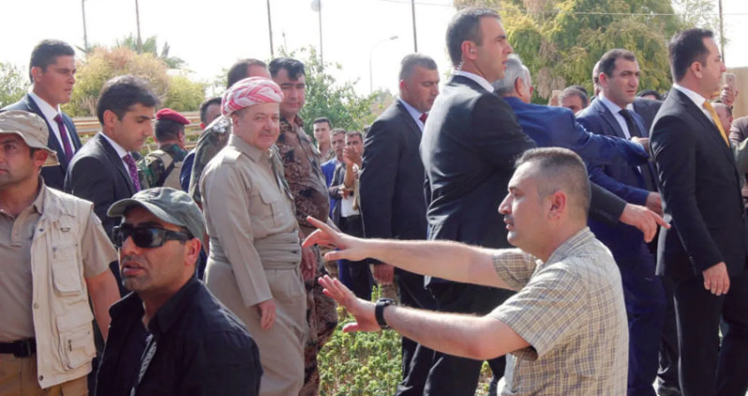 رئيس إقليم كردستان مسعود بارزاني خلال زيارته إلى كركوك أمس (رويترز)