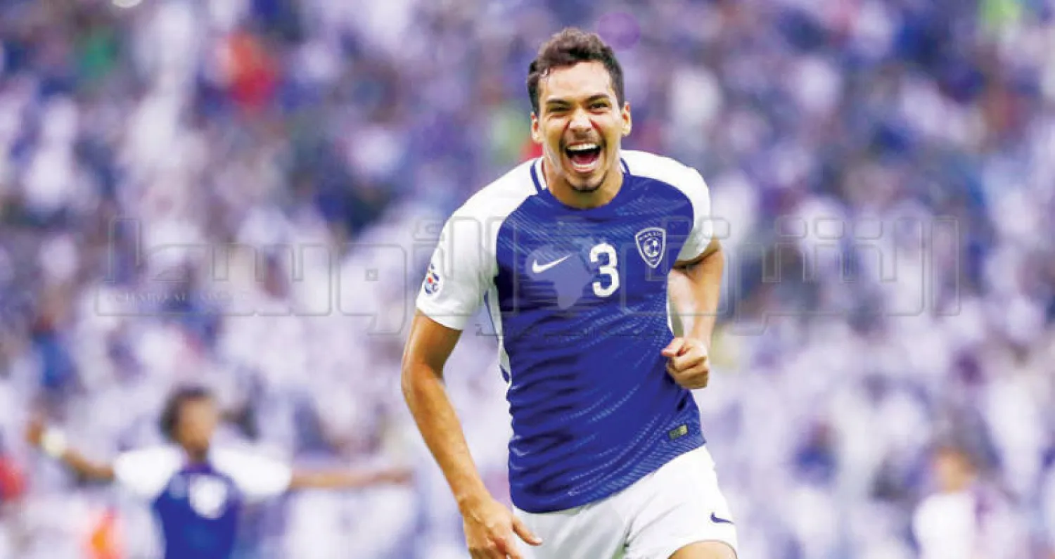 إدواردو يحتفل بأحد أهدافه في مرمى العين الإماراتي (تصوير: علي العريفي)