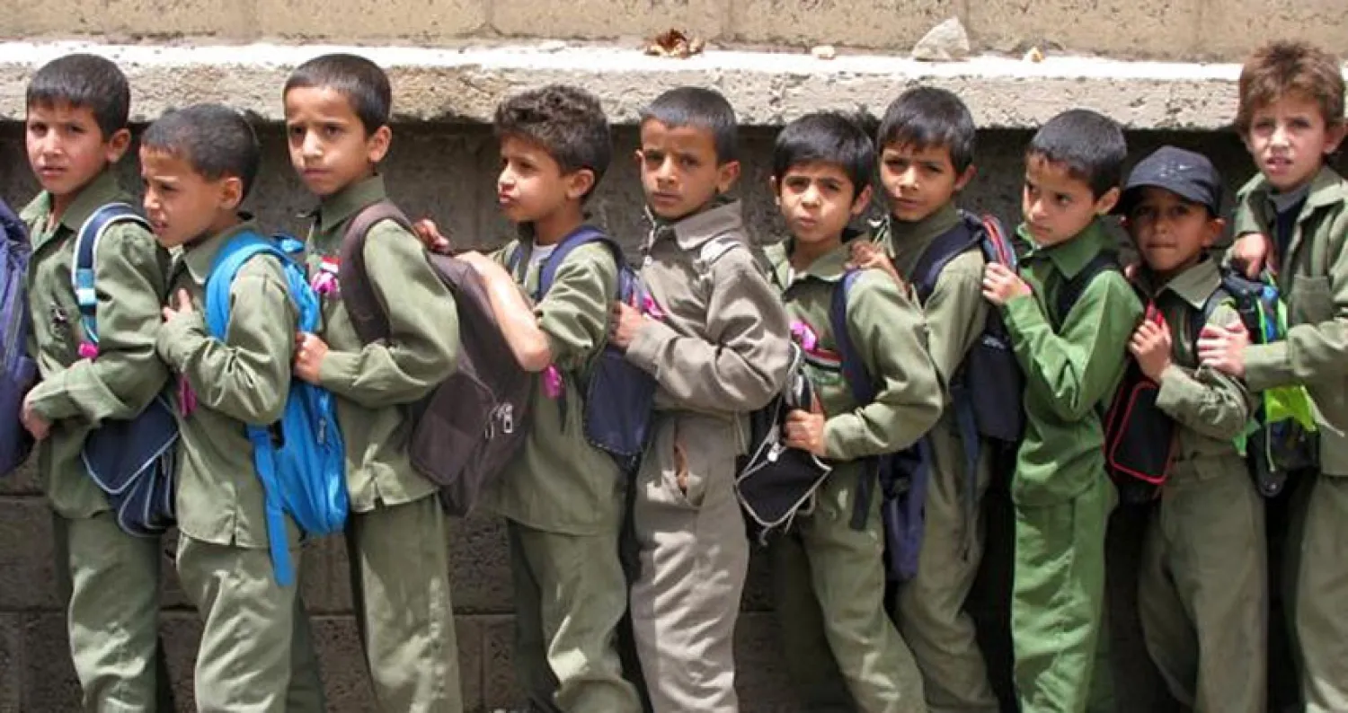 اتهام للحوثيين بتوجيه المناهج التعليمية لخدمة الانقلاب