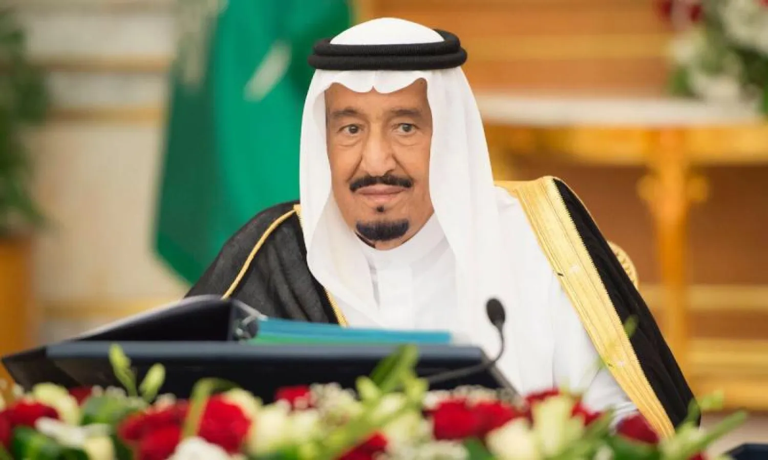 خادم الحرمين الشريفين خلال ترؤسه جلسة مجلس الوزراء (واس)