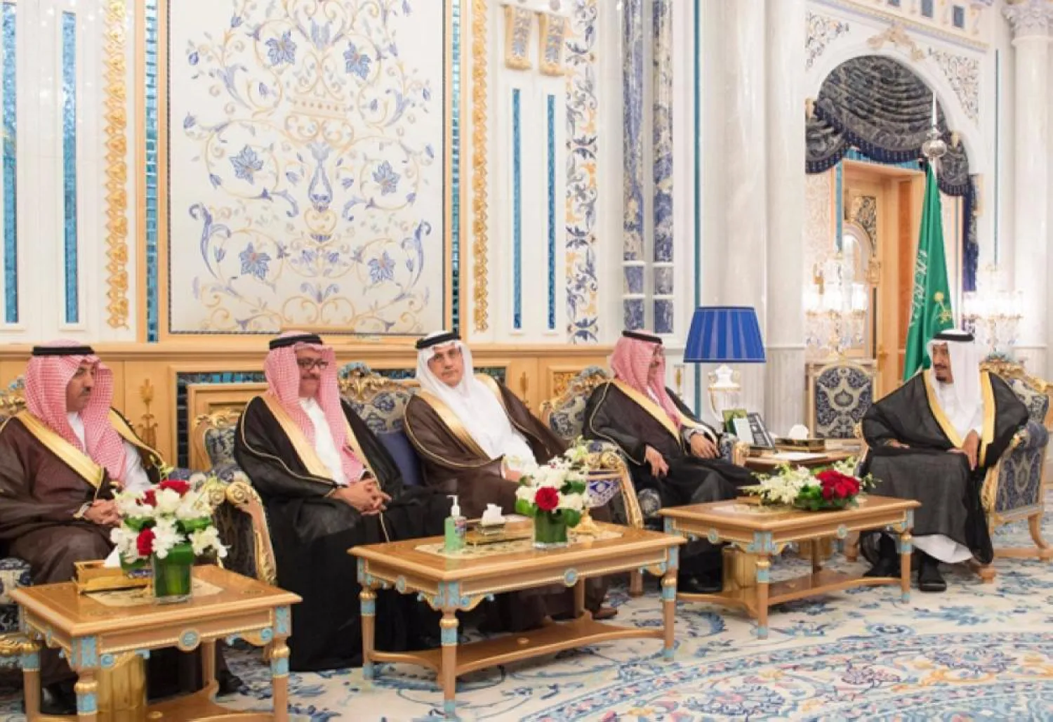 Custodian of the Two Holy Mosques King Salman receives Minister of Finance Mohammed Al Jadaan, SAMA Governor Ahmed Al-Khulaifi, and deputy governors of SAMA who presented the 53rd annual report of the Saudi Arabian Monetary Authority (SAMA) at Al-Salam Palace in Jeddah on Tuesday. — SPA