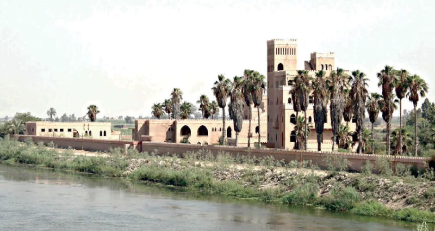 قصر «جناكليس» مبنى تراثي بمدينة أبو المطامير في محافظة البحيرة يحتاج إلى ترميم شامل ({الشرق الأوسط})