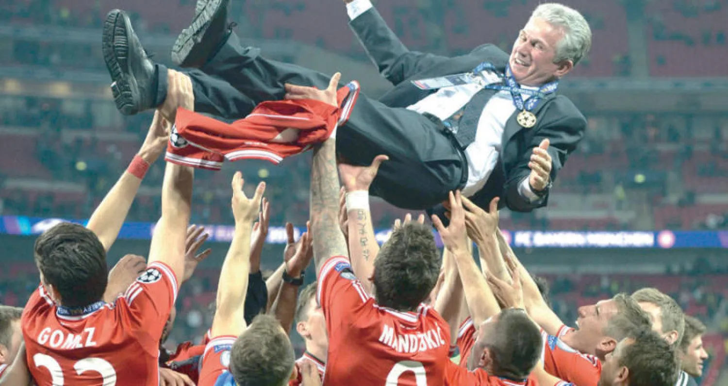 هاينكس قاد بايرن ميونيخ إلى الثلاثية التاريخية (أ.ف.ب)